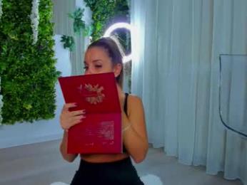 zinasquirts chaturbate stream image