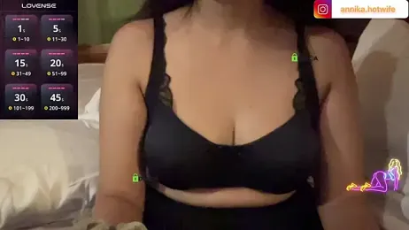 CharmingTania stripchat stream image