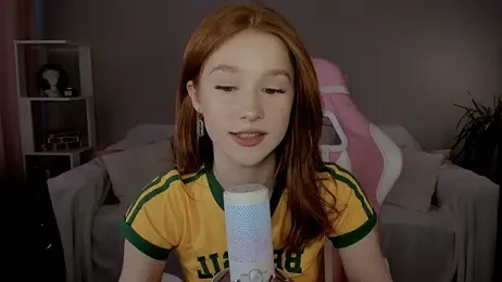 Leahsthetics stripchat stream image