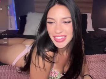 itskassielee chaturbate stream image