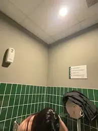 Emily_9xx stripchat stream image