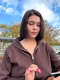 KikiWatson stripchat stream image