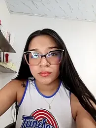 -VICKKY stripchat stream image