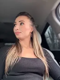 LetsFunKARINA stripchat stream image