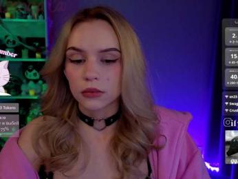 fymryn bongacams stream image