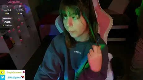 Autumn_Nighht stripchat stream image