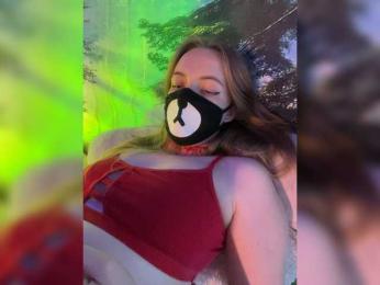 -Summer- bongacams stream image