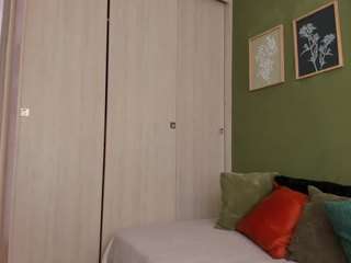 karlyee camsoda stream image