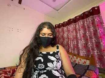 LouleyRanii stripchat stream image