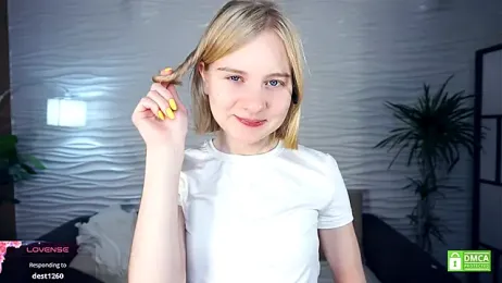 OdelinaFicken stripchat stream image