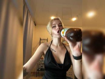 VladaMais bongacams stream image