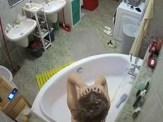voyeurcam-julmodels-bath-1st-1 camsoda stream image