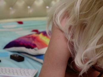 CarmellaAngel bongacams stream image