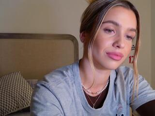 Maci Reynolds flirt4free stream image