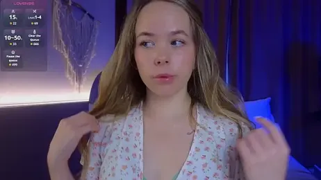 milly_shy stripchat stream image