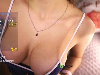 -lola- bongacams stream image