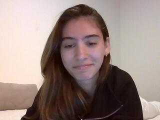 Alma Queen flirt4free stream image