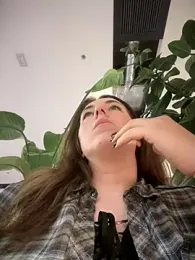 MommmyYummy stripchat stream image