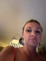 Bella-Tight stripchat stream image