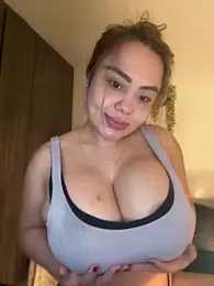 valeria2019hot stripchat stream image