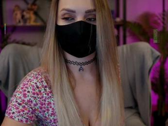 Careful_i_Bite bongacams stream image