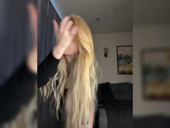 VladaMais bongacams stream image