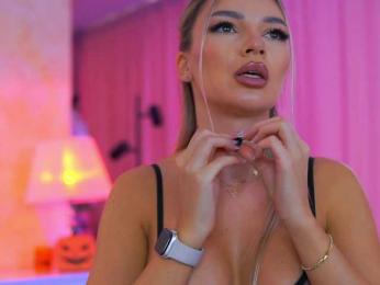 ArtTeasee bongacams stream image