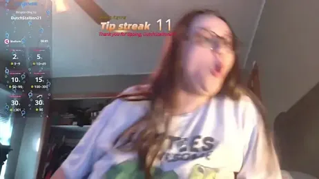 TurtleLady420 stripchat stream image