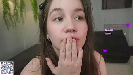 AmiLewis stripchat stream image