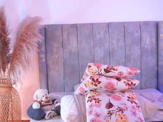 lara-giraldo camsoda stream image