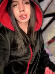 Laura-Khalifa stripchat stream image