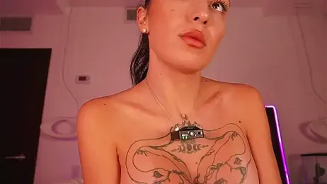 LunaMystyque stripchat stream image