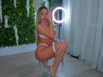 zinasquirts chaturbate stream image