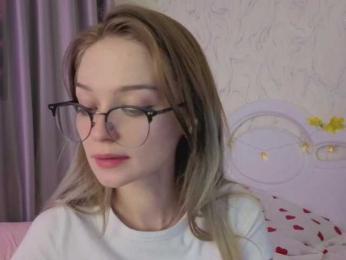 vialeta-baby bongacams stream image