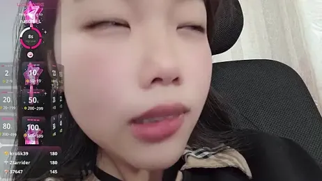 Lvy--v stripchat stream image