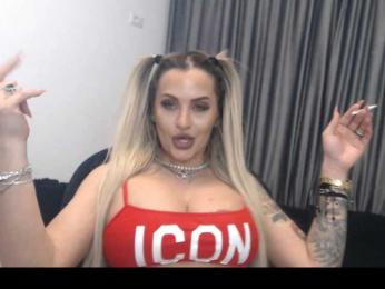 lovelyblondyx bongacams stream image