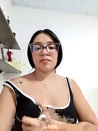 -VICKKY stripchat stream image