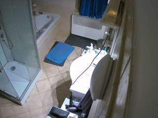 voyeurcam-julmodels-bath-2nd-2 camsoda stream image