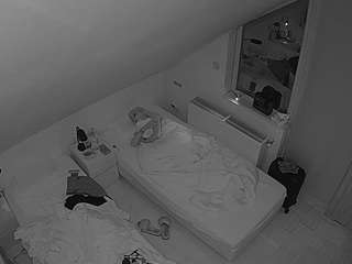 voyeurcam-julmodels-bed-7 camsoda stream image