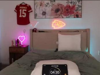 ari_lovexo chaturbate stream image