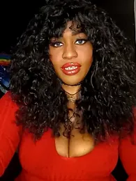 AmazonianMistress stripchat stream image