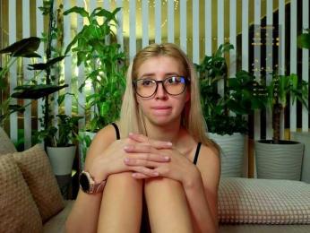 -Violettttta- bongacams stream image