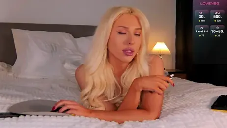 WOW-PeaCH-Girl stripchat stream image