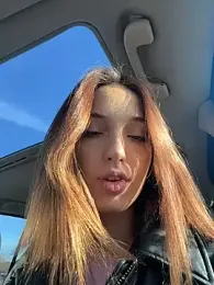 DollyTall stripchat stream image