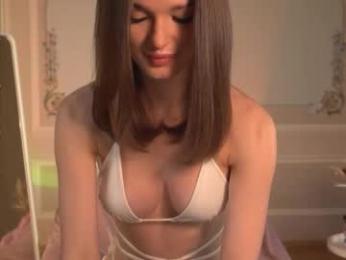 e_vvv_a chaturbate stream image