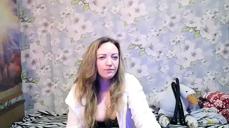 KattyLuuu stripchat stream image