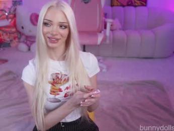 bunnydollstella chaturbate stream image