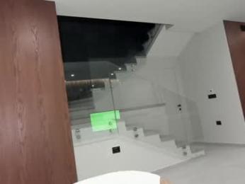 ehotlovea chaturbate stream image