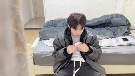 xlong00099 stripchat stream image