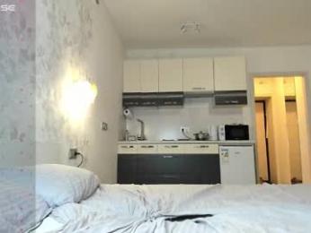 yuly_terner chaturbate stream image